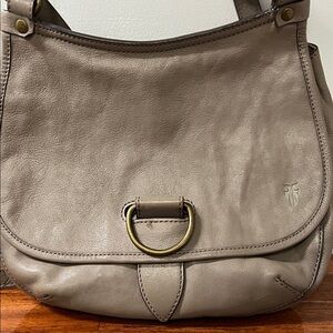 FRYE AND CO. Taupe Leather Shoulder Bag
